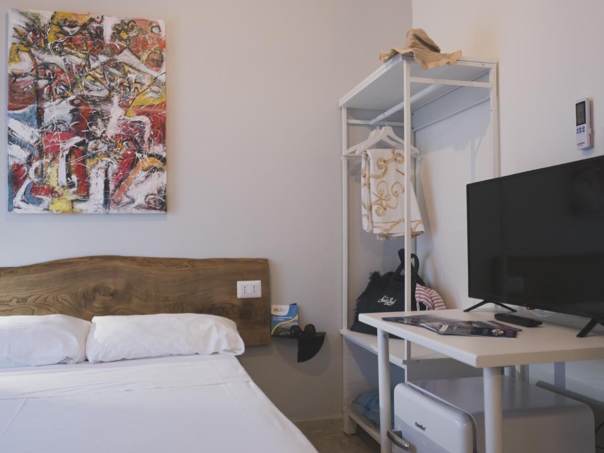Minturnae Hotel سكوري المظهر الخارجي الصورة