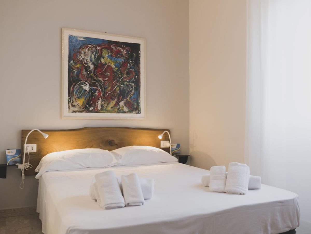 Minturnae Hotel سكوري المظهر الخارجي الصورة