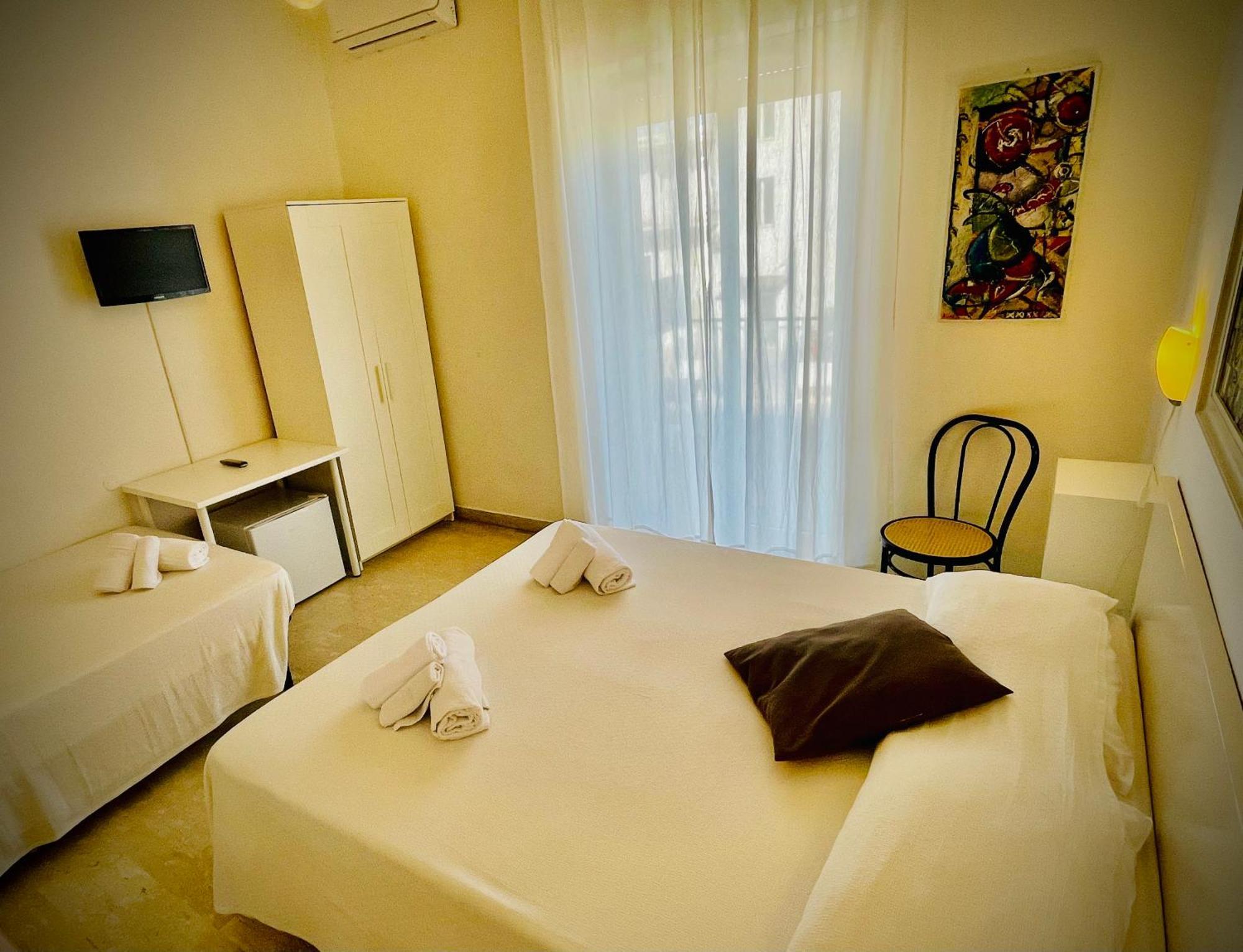 Minturnae Hotel سكوري المظهر الخارجي الصورة