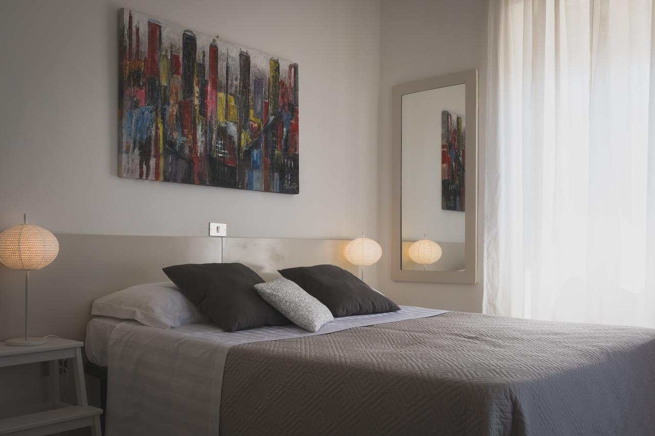 Minturnae Hotel سكوري المظهر الخارجي الصورة